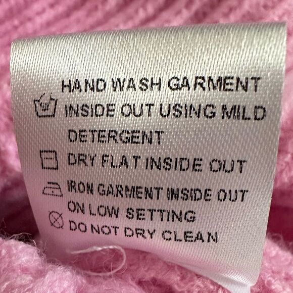 Strut & Bolt Textured Wave Thick Bubble Knit Sweater- Aurora Pink. Size Large - Picture 7 of 8